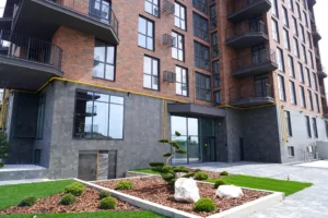 Nowoczesna elewacja klinkierowa budynku